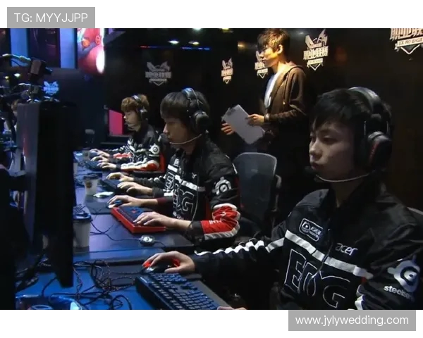 国际邀请赛分析:EDG在比赛中的节奏掌控与表现评析 国际邀请赛分析:EDG在比赛中的节奏掌控与表现评析