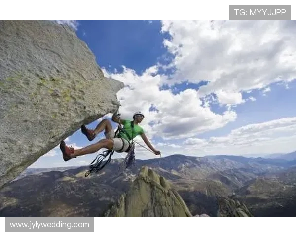 成都极限运动队在攀岩联赛中的奋斗与突破之路揭秘