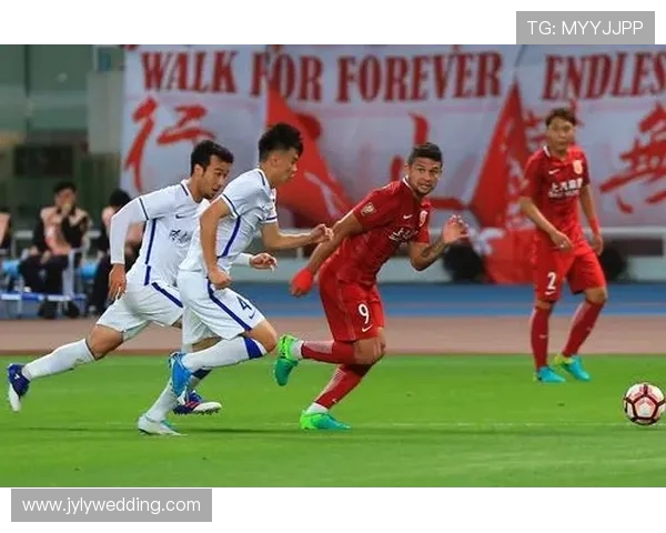 上港与智诚首发阵容揭晓期待精彩对决与战术较量