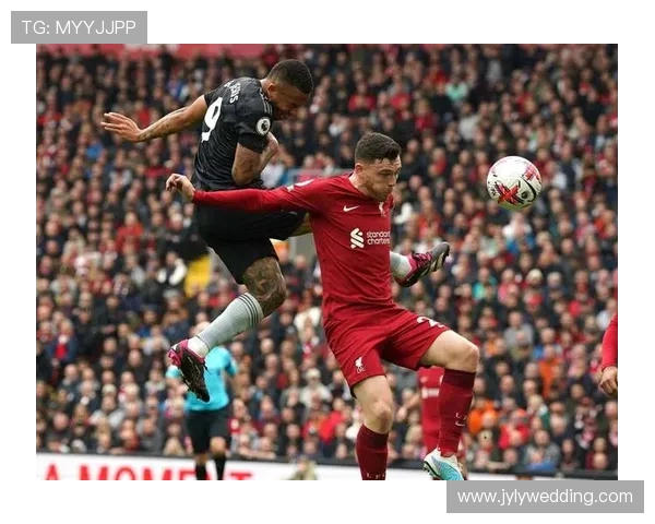 利兹联队与博尔顿精彩对决直播全程回顾与分析