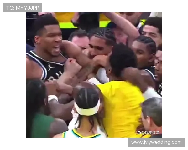 字母哥愤怒撕裂球衣雄鹿惨败后更衣室内冲突升级引发关注