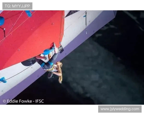 成都攀岩队与广州攀岩队赛后复盘分析比赛节奏与战术对比