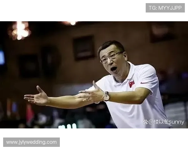 深圳篮球队团队协作的重要性与战术配合探讨
